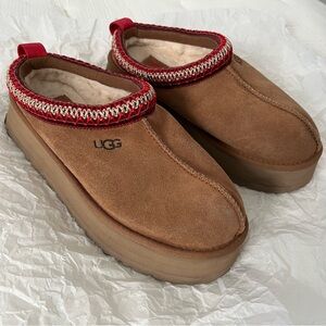 UGG Tasman Platform